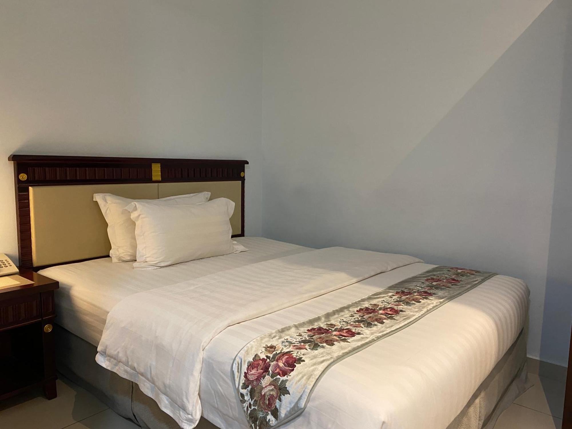 Hotel Al Amin Куала-Лумпур Экстерьер фото