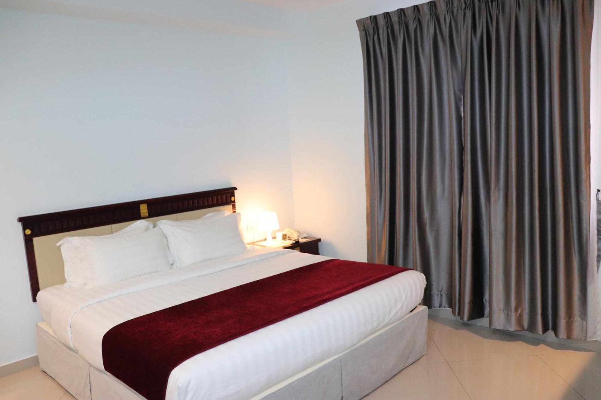 Hotel Al Amin Куала-Лумпур Экстерьер фото