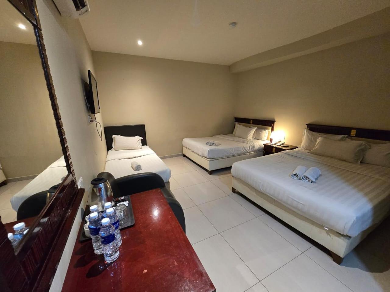 Hotel Al Amin Куала-Лумпур Экстерьер фото